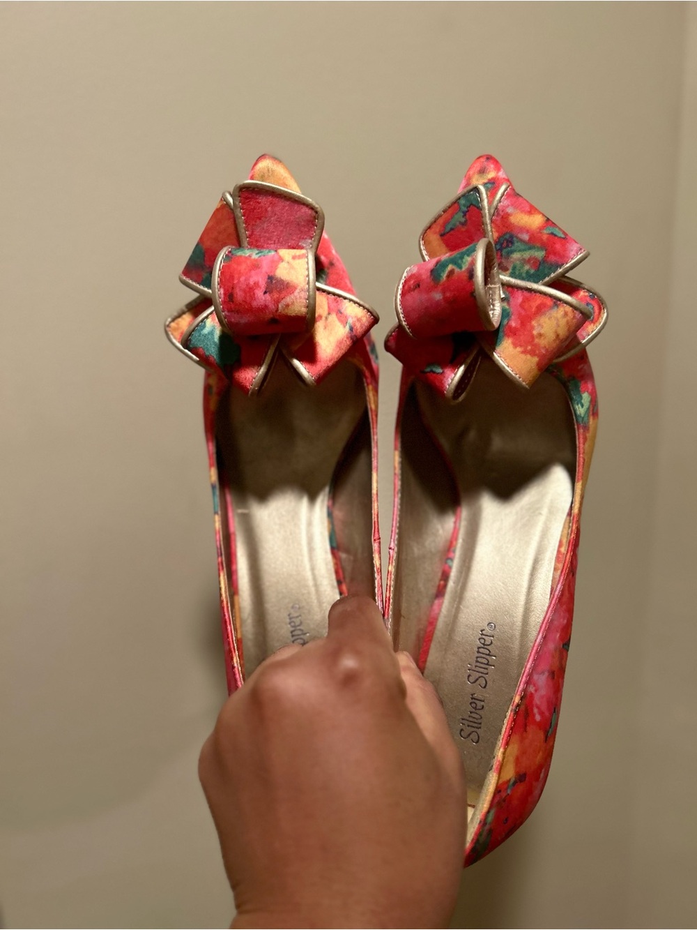 Floral Bow Multi pump